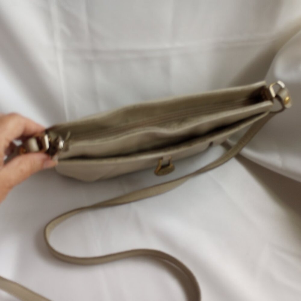 ***SOLD***  Etienne Aigner Taupe Beige Shoulder Bag - Picture 6 of 9